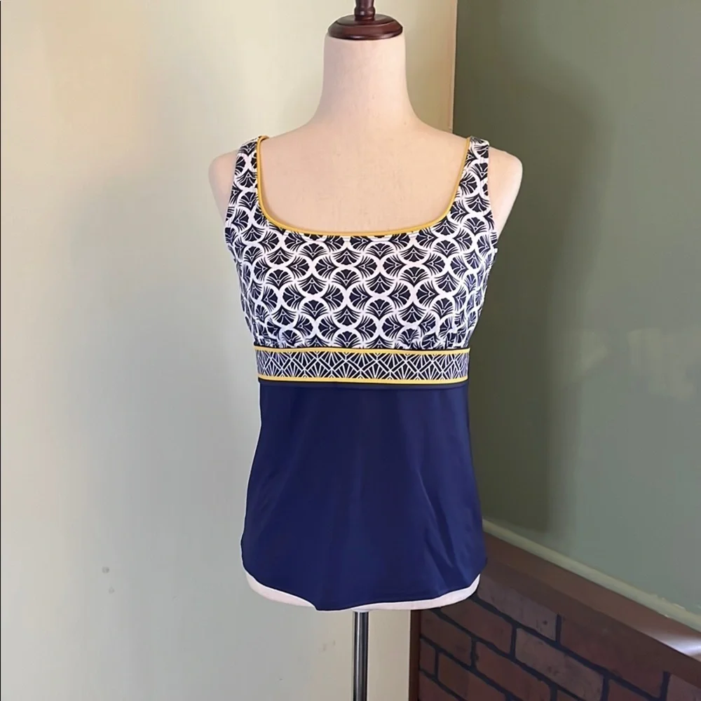 10D Navy and White Patterned Women's Swim Top F01 6603